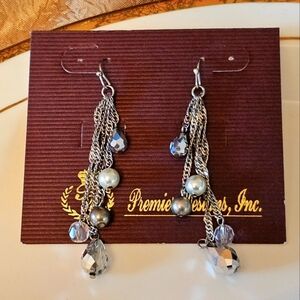 NEW PREMIER DESIGNS 2010 Pearl & Glass Crystal Dangle Earrings